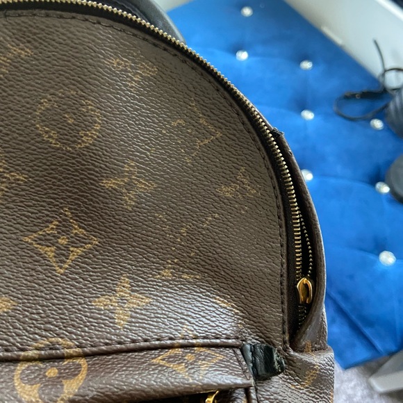 Authentic Louis Vuitton bag - Picture 3 of 4